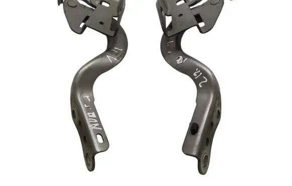 Toyota Auris E180 Engine bonnet/hood hinges 