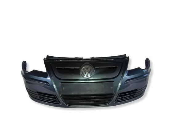 Volkswagen Polo IV 9N3 Front bumper 6Q0807221C