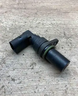 BMW 5 E39 Crankshaft position sensor 2247926