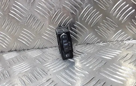 Opel Vivaro Headlight level height control switch 8200379685