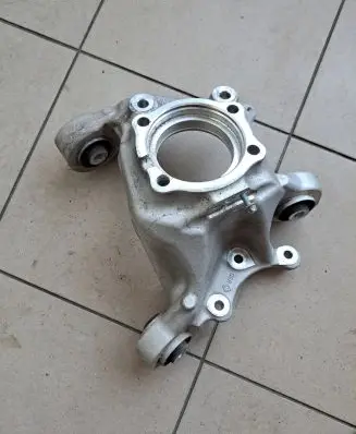 Mercedes-Benz GLA H247 Rear wheel hub