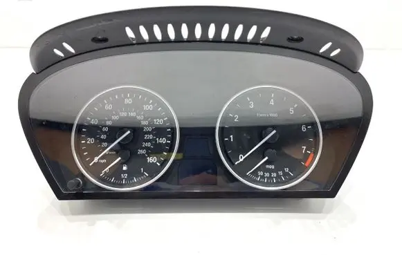 Speedometer (instrument cluster)