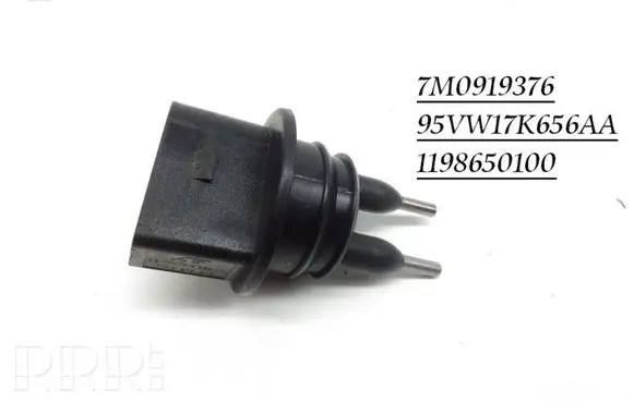 Audi A6 S6 C6 4F Windshield washer fluid level sensor 7M0919376 95VW17K656AA