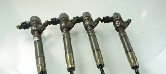 KIA Ceed Fuel injector 0445110320