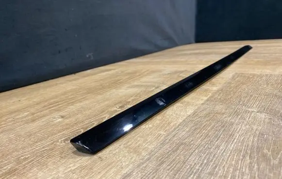 Land Rover Range Rover L405 Door glass rail 