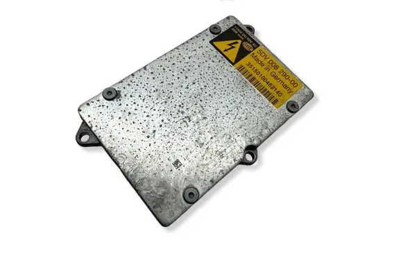 BMW Z4 E85 E86 Headlight ballast module Xenon 5DV00829000