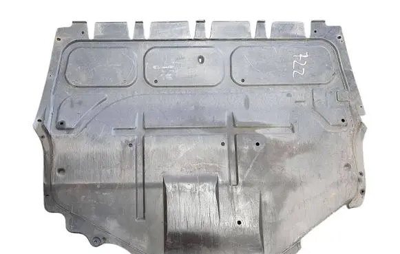 Skoda Rapid (NH) Engine splash shield/under tray 6R0825235B
