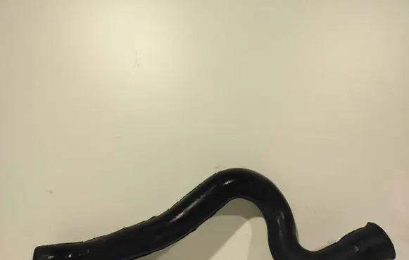 Volkswagen PASSAT B7 Engine coolant pipe/hose 3C1816311