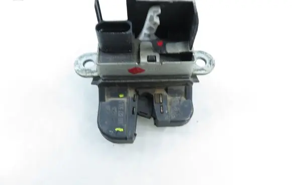 Volkswagen Golf Plus Tailgate/trunk/boot lock/catch/latch 5M0827505E