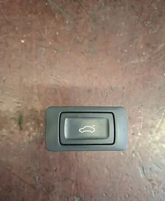 Audi A8 S8 D3 4E Tailgate/boot open switch button 4G0959831A 10091164 20122017