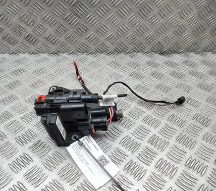 BMW 3 F30 F35 F31 Voltage converter/converter module 9356157
