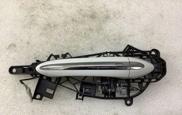 Chevrolet Bolt Front door exterior handle PPGF30 3179