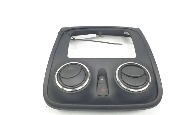 Dacia Sandero Central console control unit 682605983R