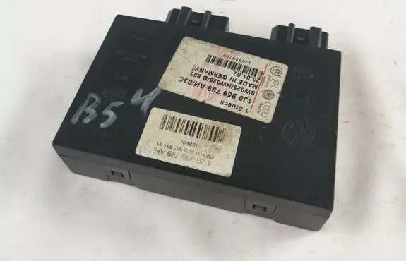 Volkswagen PASSAT B5 Comfort/convenience module 1J0959799