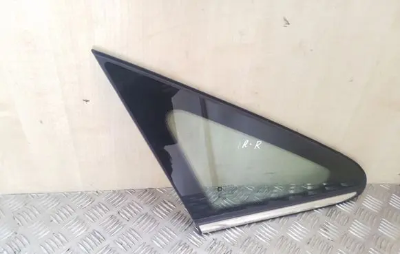 Opel Zafira B Front triangle window/glass 43R007951