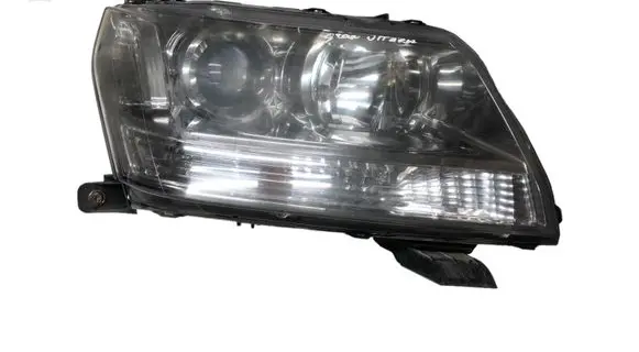 Suzuki Grand Vitara II Headlight/headlamp 10059079