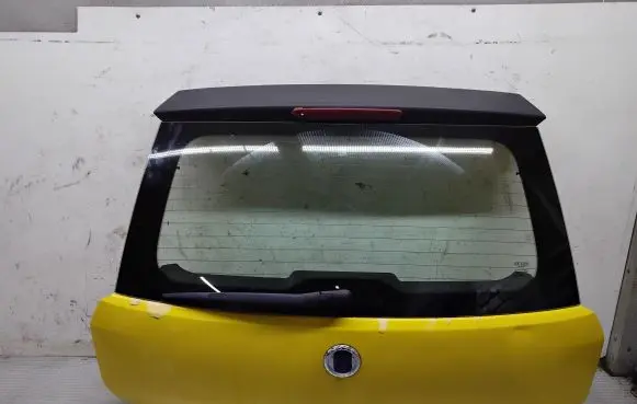 Fiat Punto (188) Tailgate/trunk/boot lid