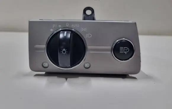 Light switch