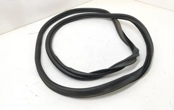 Renault Espace V (RFC) Loading door rubber seal (on body) 
