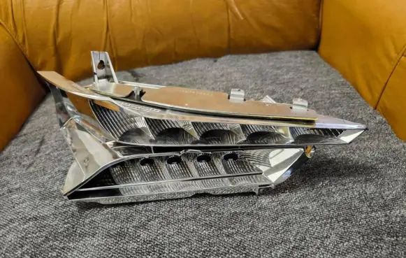 Maserati Ghibli Headlight part 