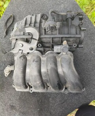 BMW 1 E81 E87 Throttle valve 13547561066