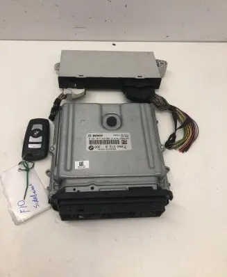 BMW 5 F10 F11 Engine ECU kit and lock set 8513250 030124038 1039S43686