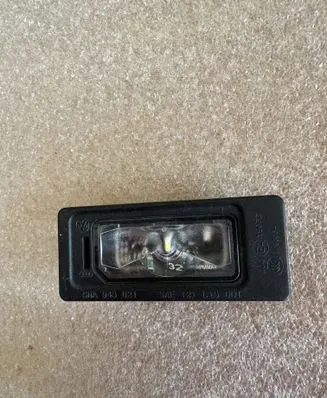 Volkswagen Tiguan Allspace Number plate light 5na943021