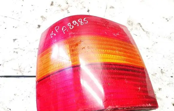 Volkswagen PASSAT B4 Rear/tail lights 3a9945257