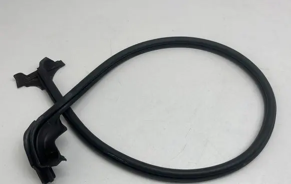 Opel Vivaro Rubber seal sliding door (on door)
