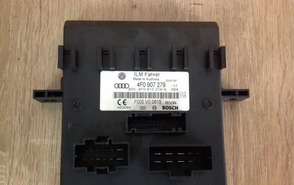 Audi A6 S6 C6 4F Comfort/convenience module 4F0907279 4F0910279K