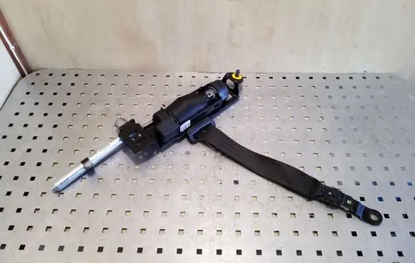 Volvo V50 Front seatbelt 8639693 6090888L0A 6008892