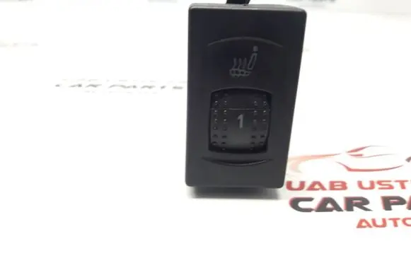 Volkswagen PASSAT B5.5 Seat heating switch 3B0963564C