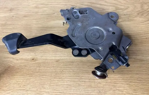 Volvo XC90 Handbrake/parking brake lever assembly 30714583