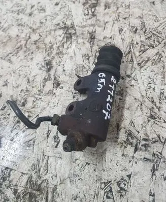 Toyota Avensis T250 Clutch slave cylinder 