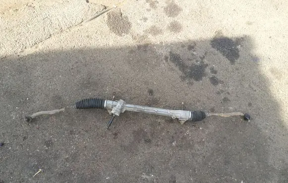 Toyota Yaris Steering rack F800000672