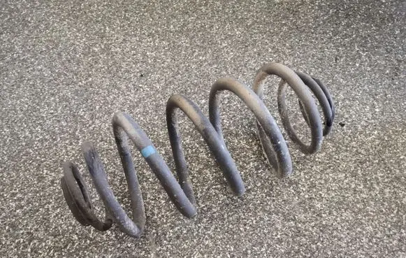 Mercedes-Benz Vito Viano W639 Rear coil spring