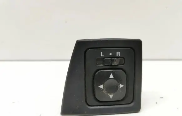 Mitsubishi Lancer X Wing mirror switch SPC02180