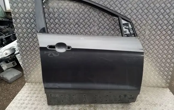 Ford Kuga II Front door