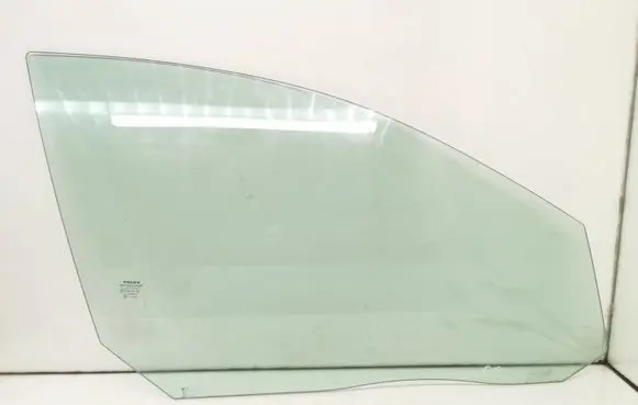 Volvo S80 Front door window glass four-door