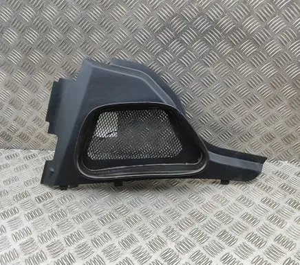 Mercedes-Benz GL X166 Wiper trim A1668300113