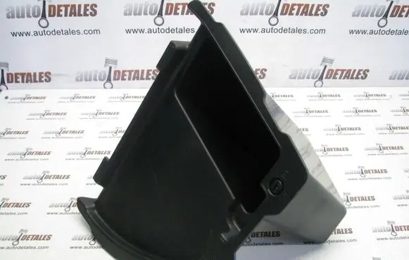 Mercedes-Benz GL X164 Tool box A1646900114