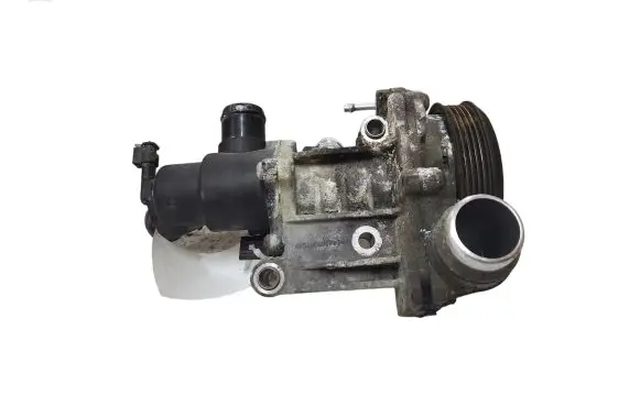 Mercedes-Benz B W246 W242 Water pump A6512000501 A6512000715