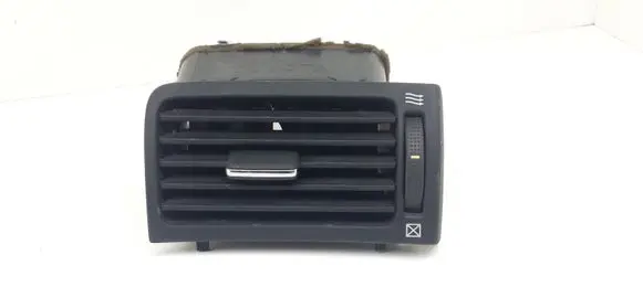 Toyota Avensis T250 Dash center air vent grill 8518C