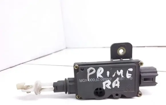 Nissan Primera Tailgate boot lock/latch motor 846802F000 846802F0004DR