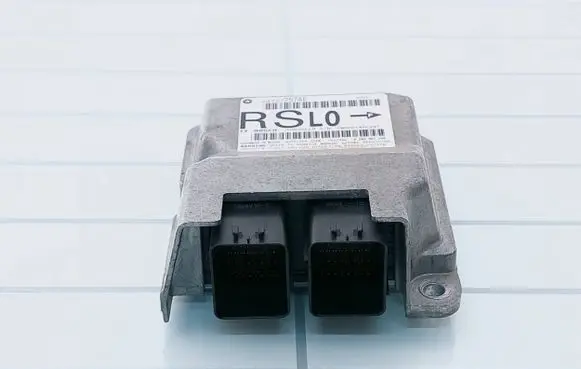 Chrysler Town & Country IV Airbag deployment crash/impact sensor TMD051466341 04727257AE