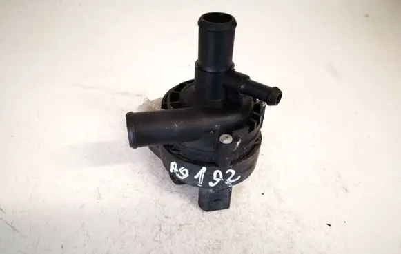 Mercedes-Benz C AMG W204 Electric auxiliary coolant/water pump a2118350028