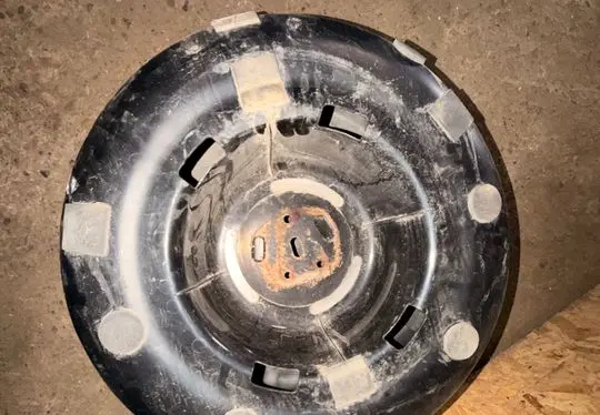 Toyota RAV 4 (XA20) Spare wheel section trim