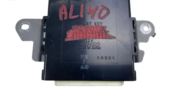 Toyota Prius (XW30) Other control units/modules 8999047023