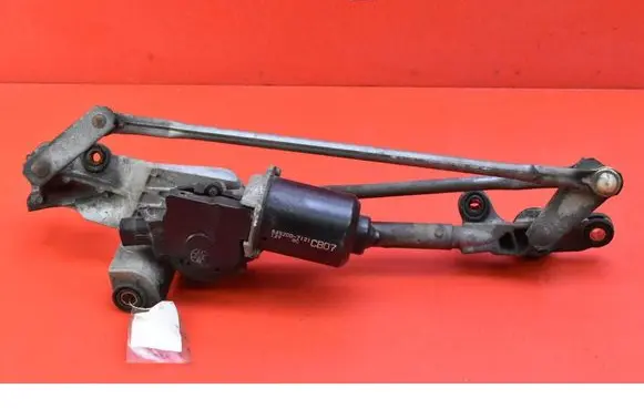 Front wiper linkage and motor