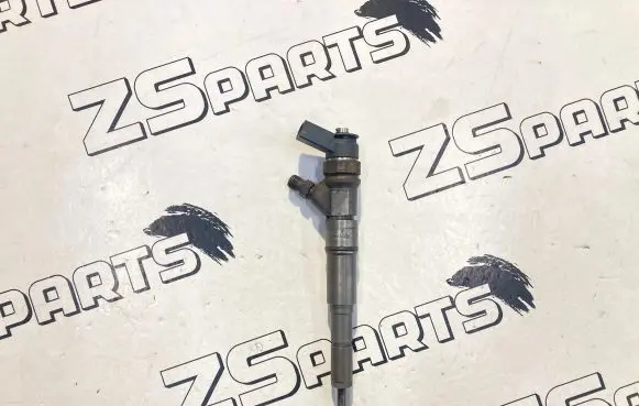 BMW 5 E60 E61 Fuel injector 7794652